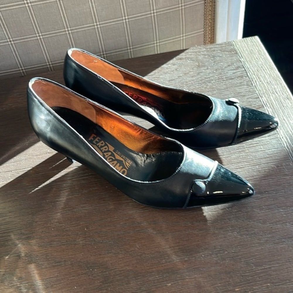 NWOB Salvatore Ferragamo size 4 Black Heels